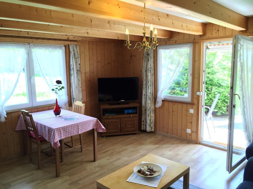 Alpen Chalet 칸더슈텍 객실 사진