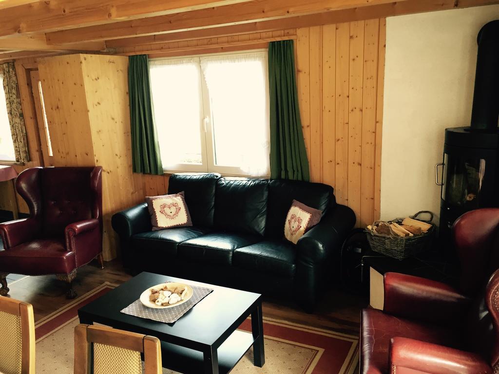 Alpen Chalet 칸더슈텍 객실 사진
